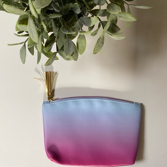 Ipsy Good vibes only cosmetic bag. - Picture 4 of 5